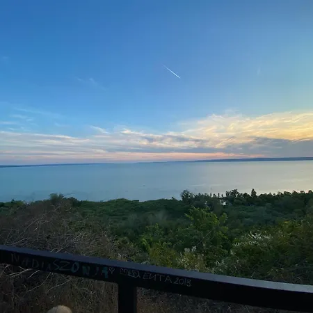 Banhiday M4 Weekendhouse *