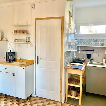 Banhiday M4 Weekendhouse * 벌러토너커러처