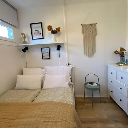 Banhiday M4 Weekendhouse * 벌러토너커러처